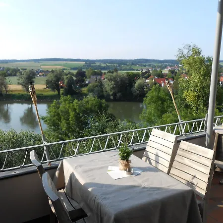 Hotel Aussicht Bio Restaurant Cafe 4*