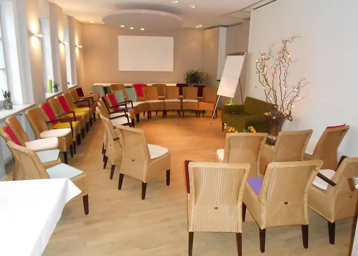 Aussicht Bio Restaurant Cafe 4* נויבורג אן דר דונאו