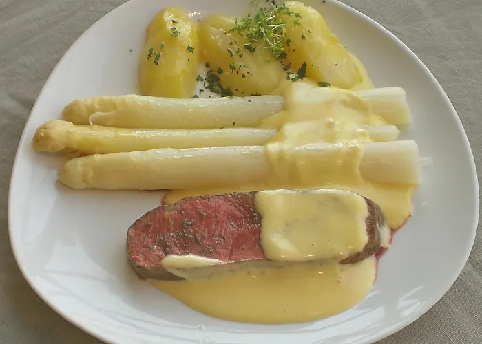 Aussicht Bio Restaurant Cafe 4* נויבורג אן דר דונאו