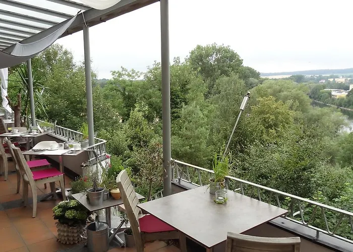 Aussicht Bio Restaurant Cafe 4* נויבורג אן דר דונאו